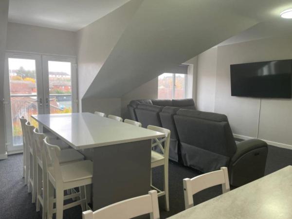 Ryan I Air I Bnb - 102 Mill Street - Free Parking Liverpool Quarto foto