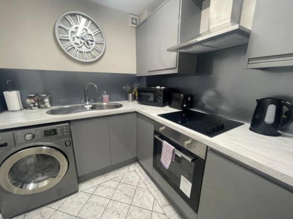 Ryan I Air I Bnb - 102 Mill Street - Free Parking Liverpool Quarto foto